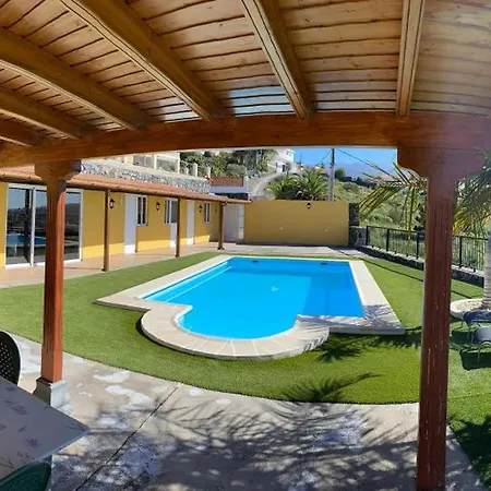 Casa Amelina Apartment *